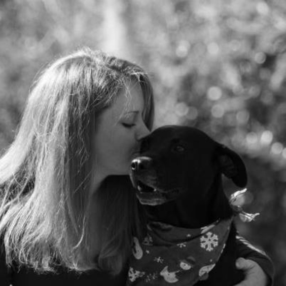 Meet your Posher, Jessica - Picture 1 of 1